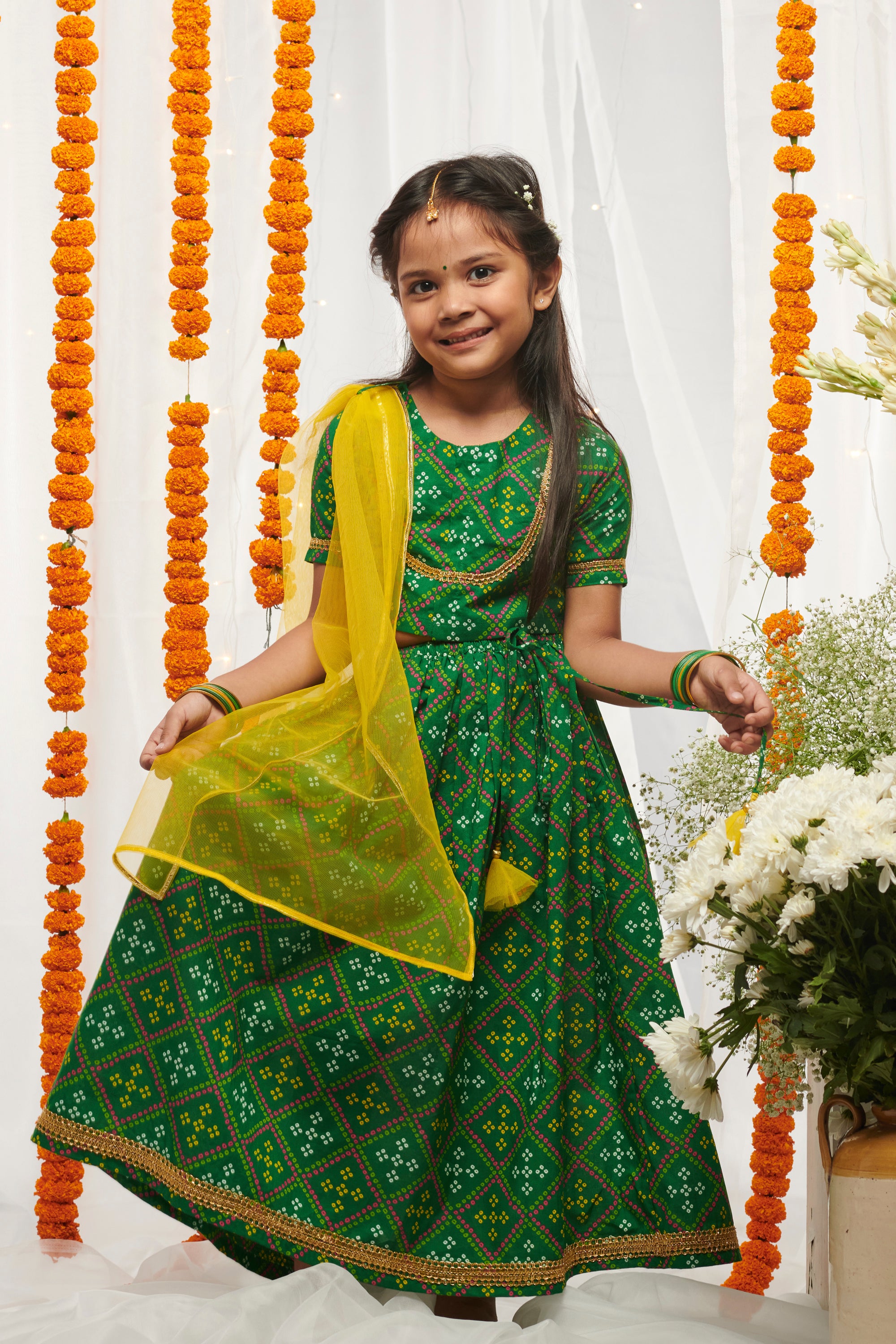 Buy Green Ethnic Wear Sets for Girls by AHHAAAA Online | Ajio.com