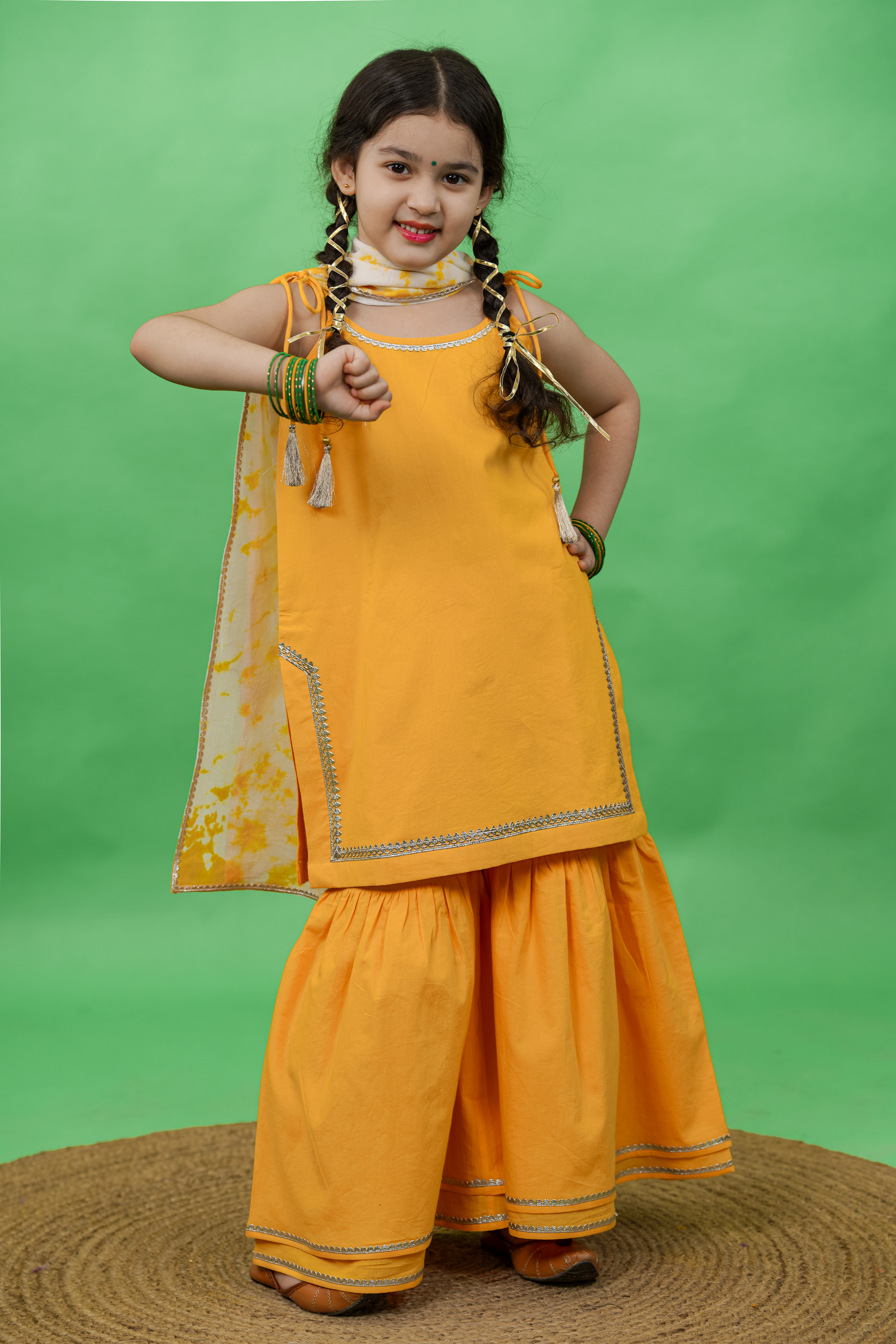 Ganesh Chaturthi 2020: Allu Arjun's family in traditional wear!